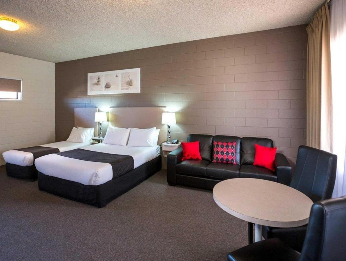 Comfort Inn & Suites King Avenue Sale Extérieur photo