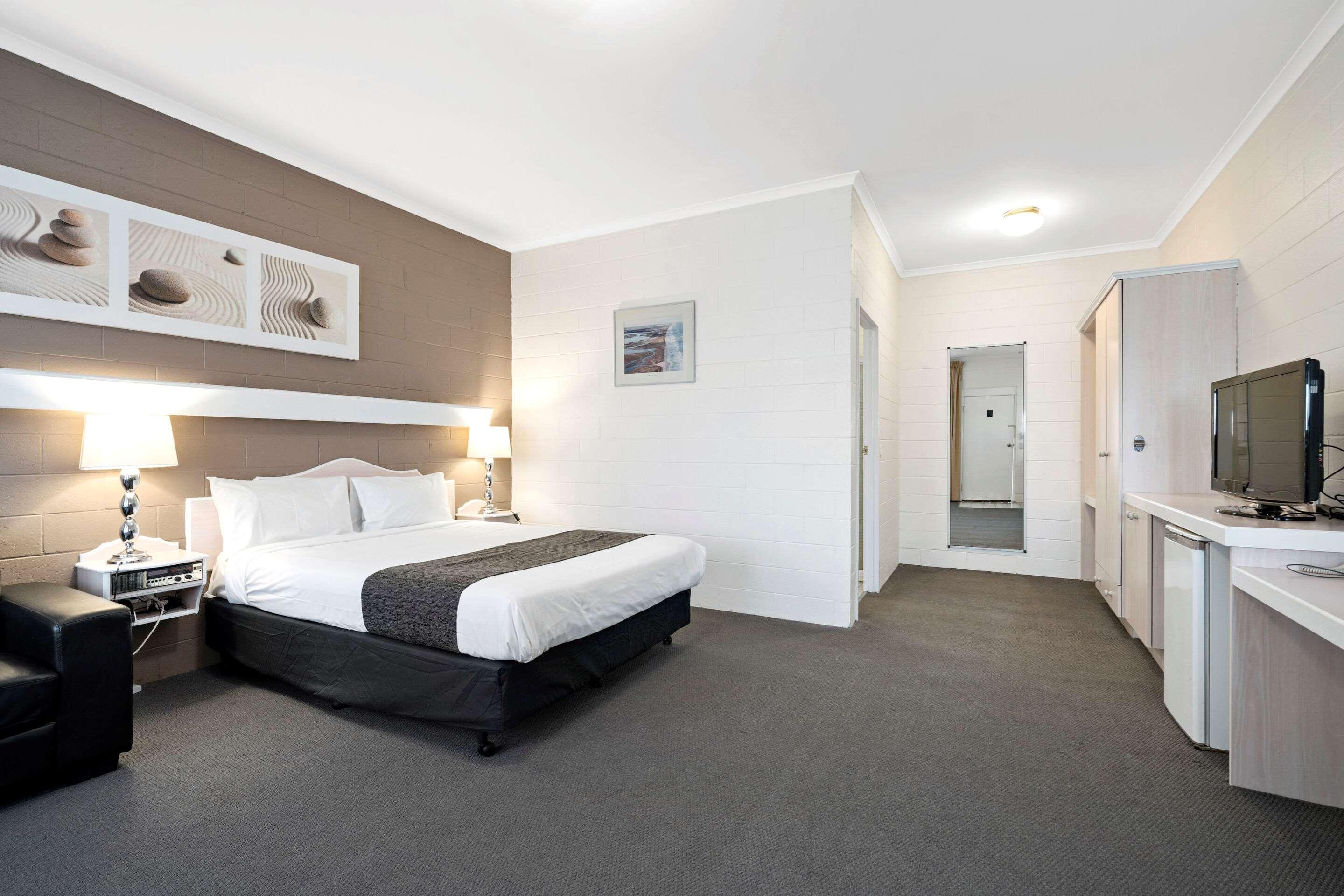 Comfort Inn & Suites King Avenue Sale Extérieur photo