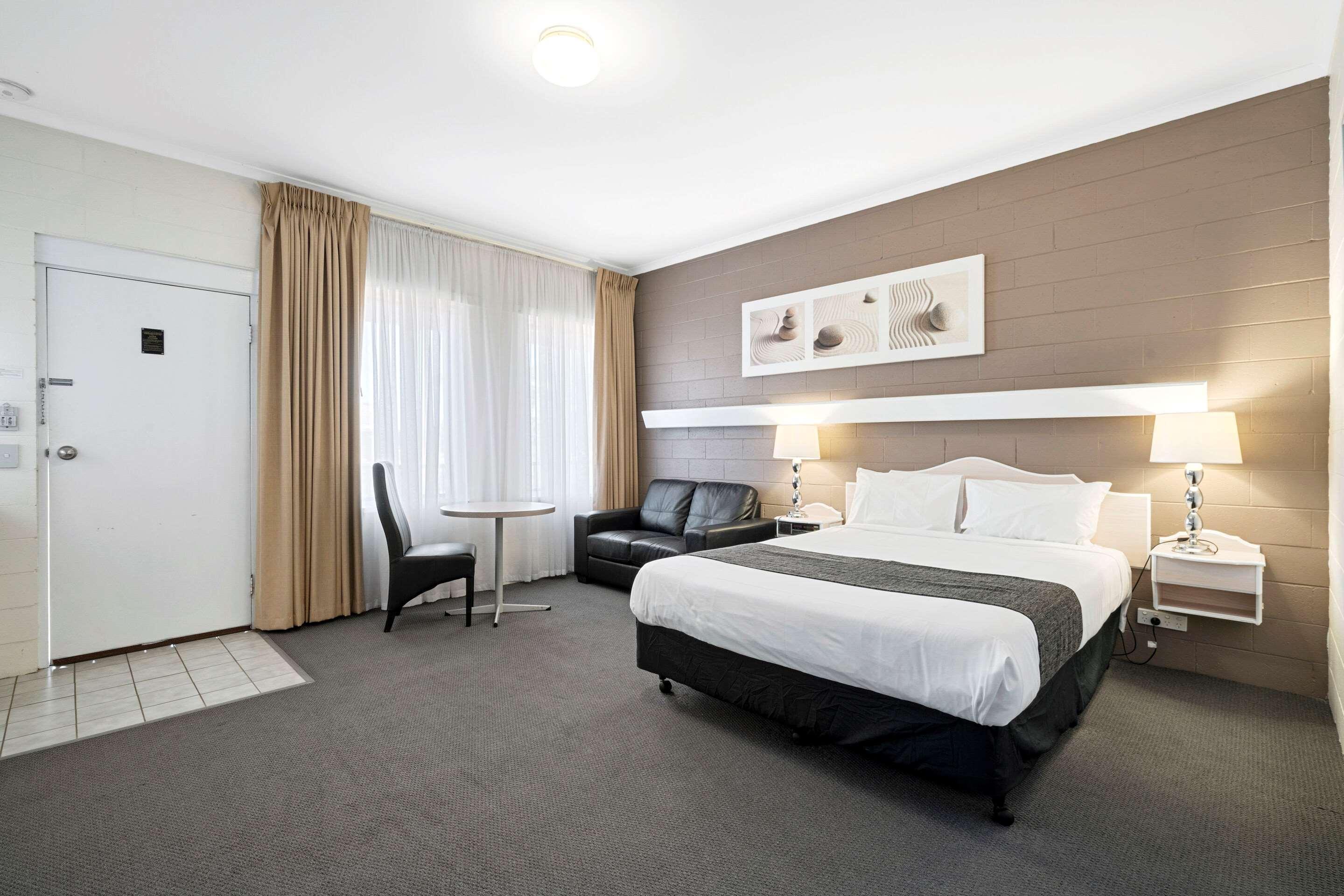 Comfort Inn & Suites King Avenue Sale Extérieur photo