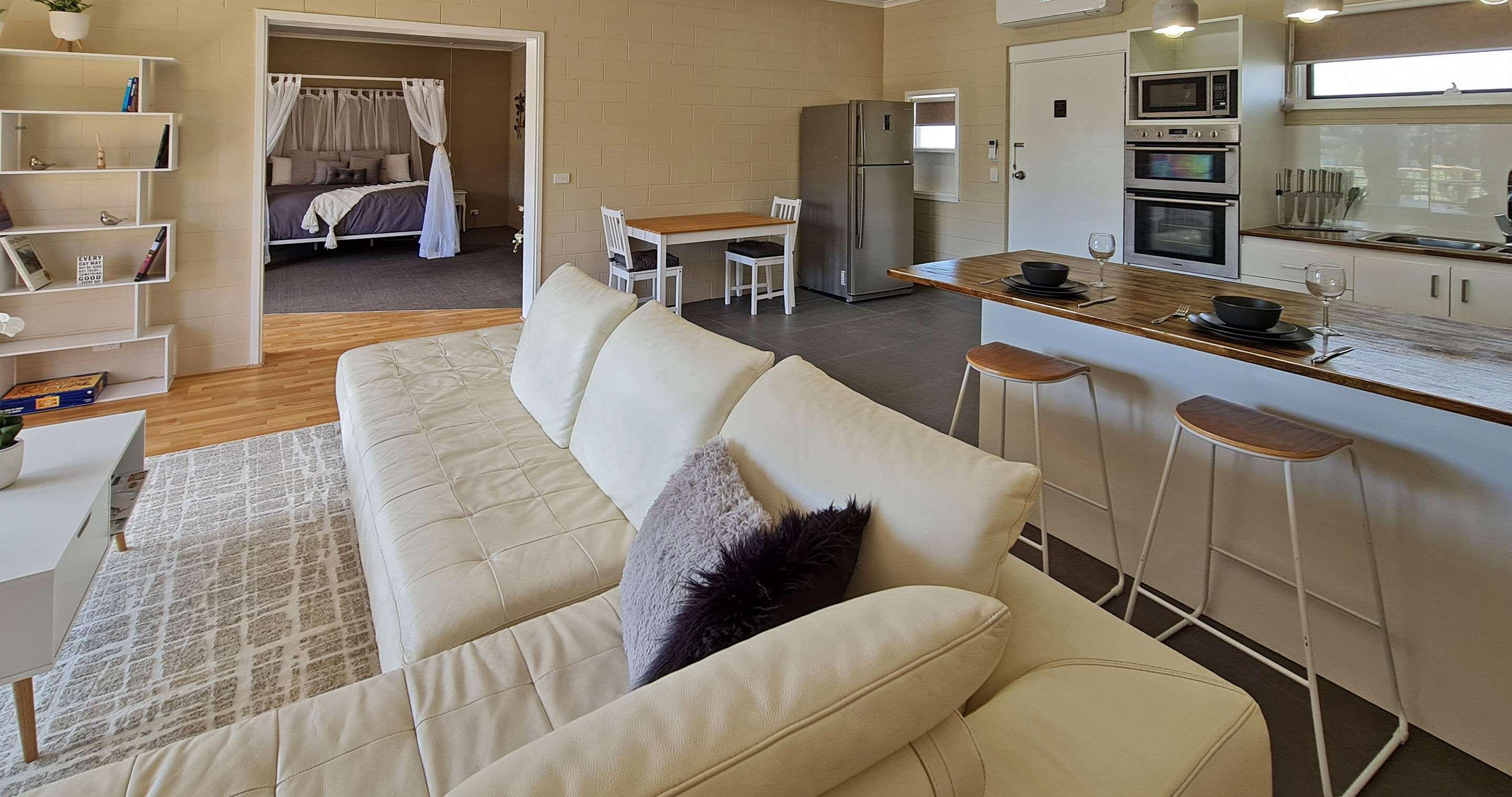 Comfort Inn & Suites King Avenue Sale Extérieur photo