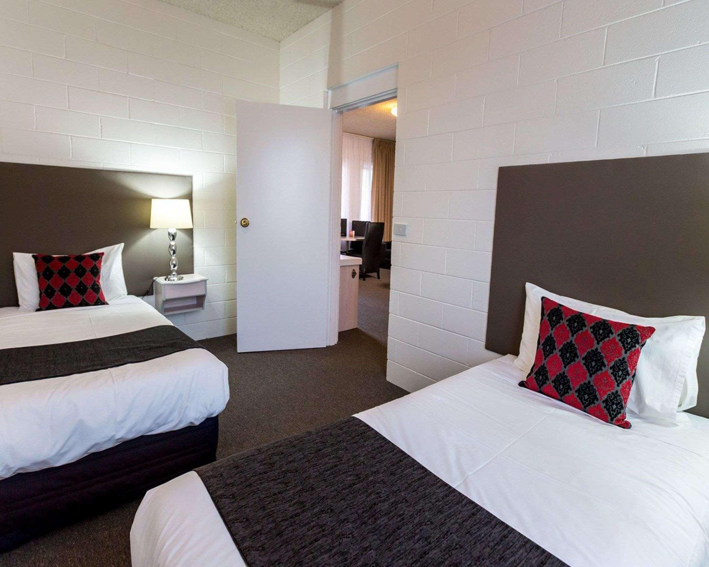 Comfort Inn & Suites King Avenue Sale Extérieur photo