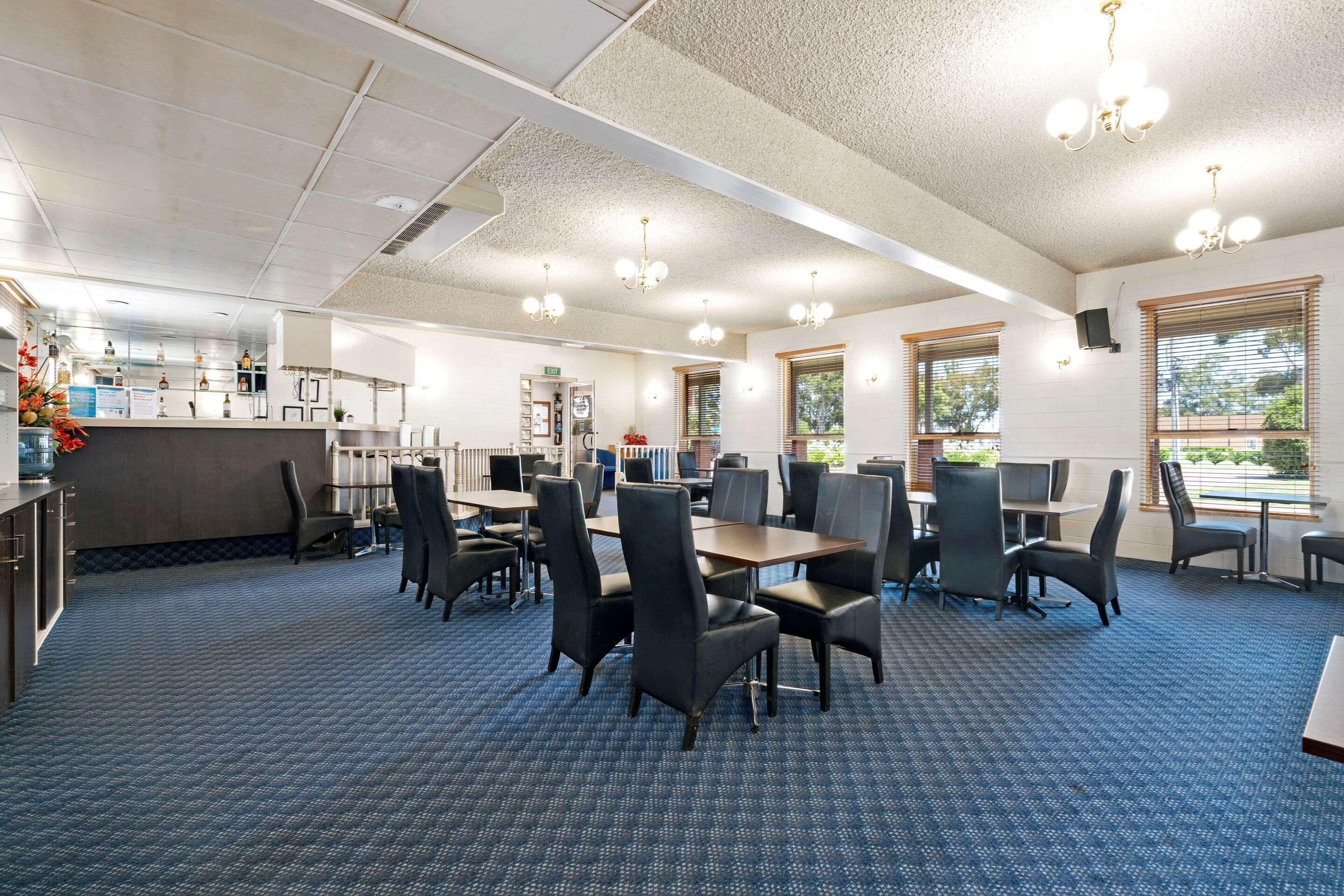 Comfort Inn & Suites King Avenue Sale Extérieur photo