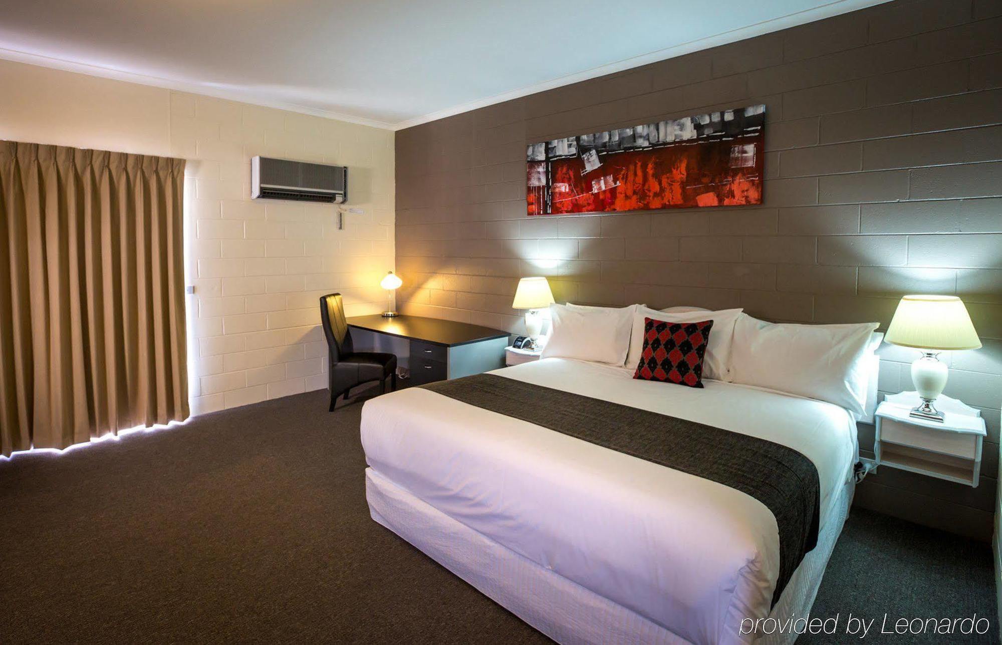 Comfort Inn & Suites King Avenue Sale Extérieur photo
