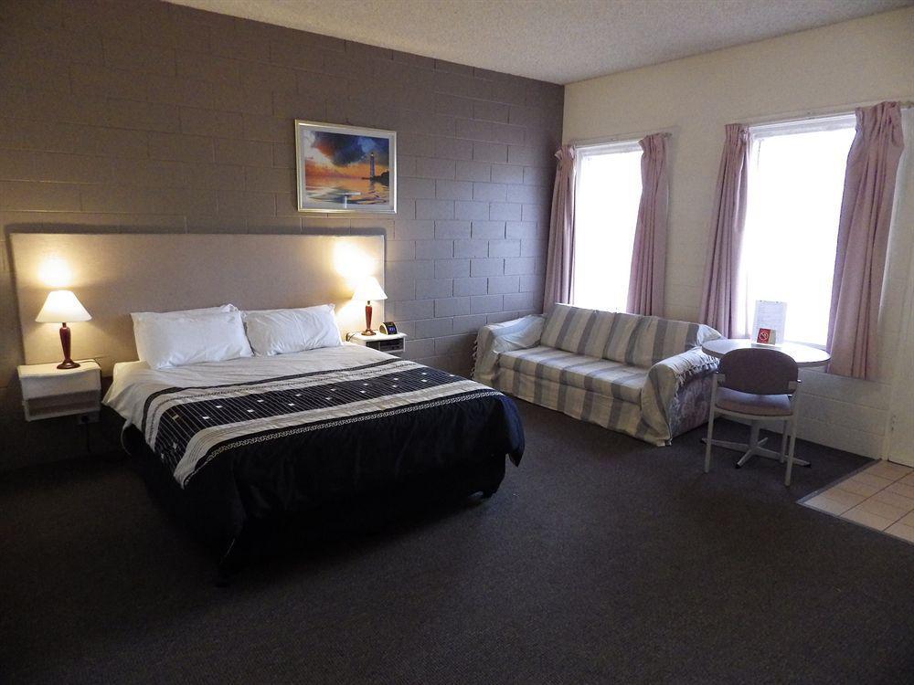 Comfort Inn & Suites King Avenue Sale Extérieur photo